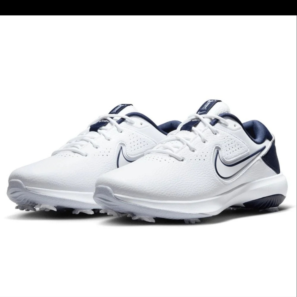 Nike White and Navy Golf Spiked Trainers